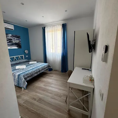 בית הארחה Sabbia Bianca San Teodoro 3*